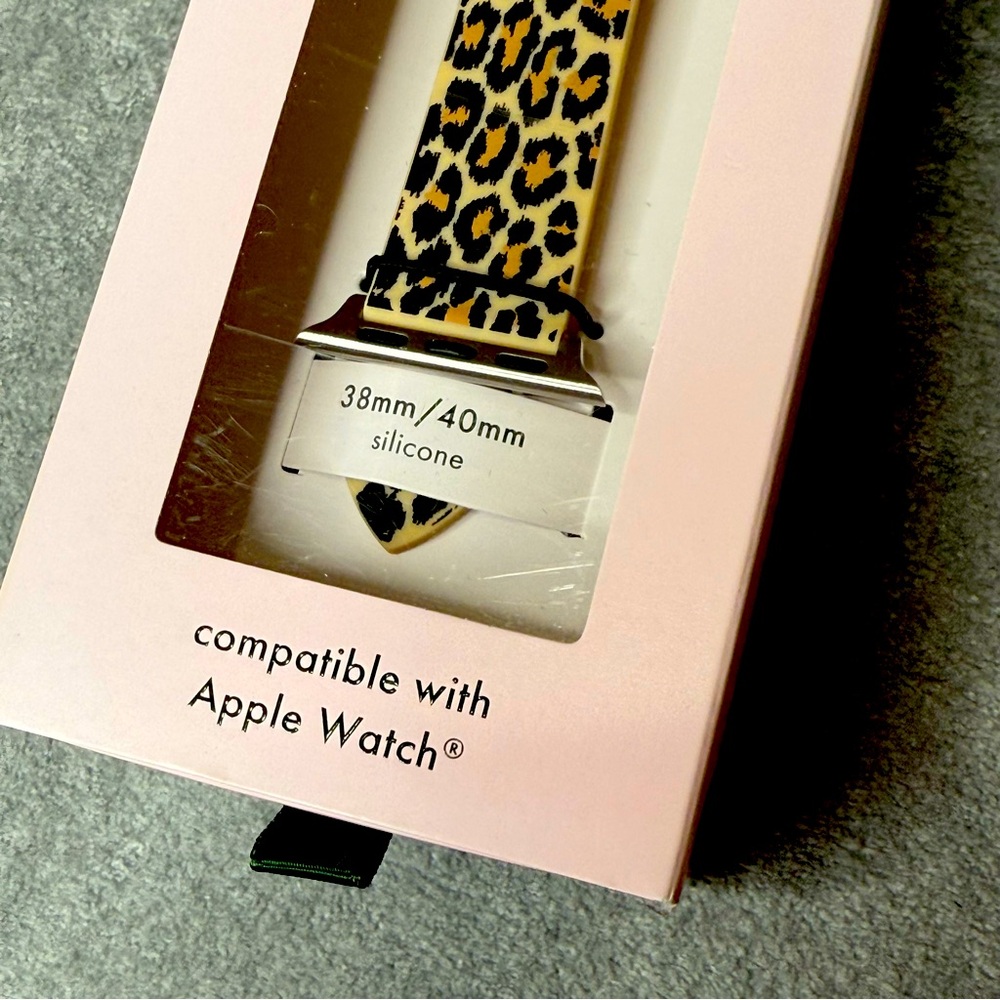 Kate Spade Leopard Print Apple Watch band 38/40mm NWT - Picture 4 of 4